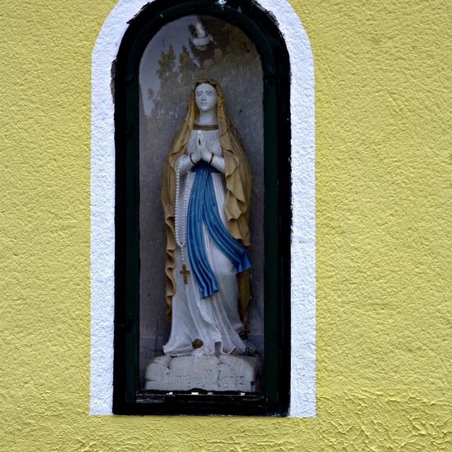 Mária szobor Himod