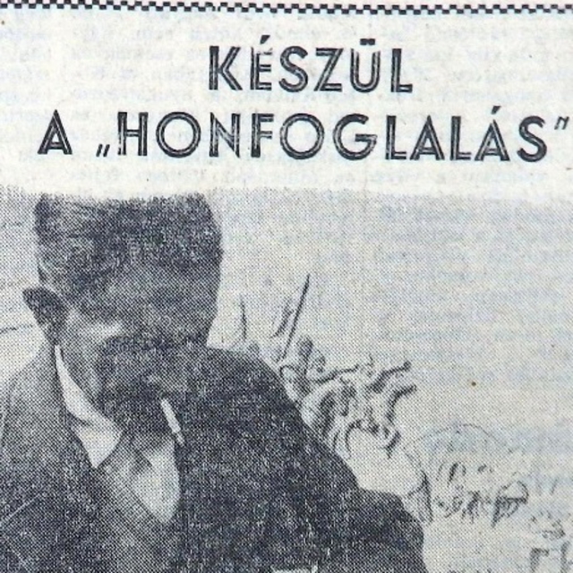 Kszl a Honfoglals Kiss Ern fafarag