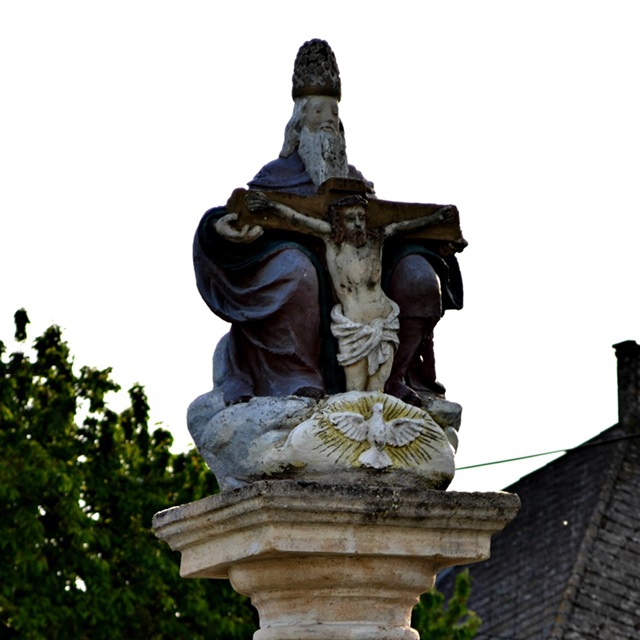 Szentháromság szobor - Maglóca