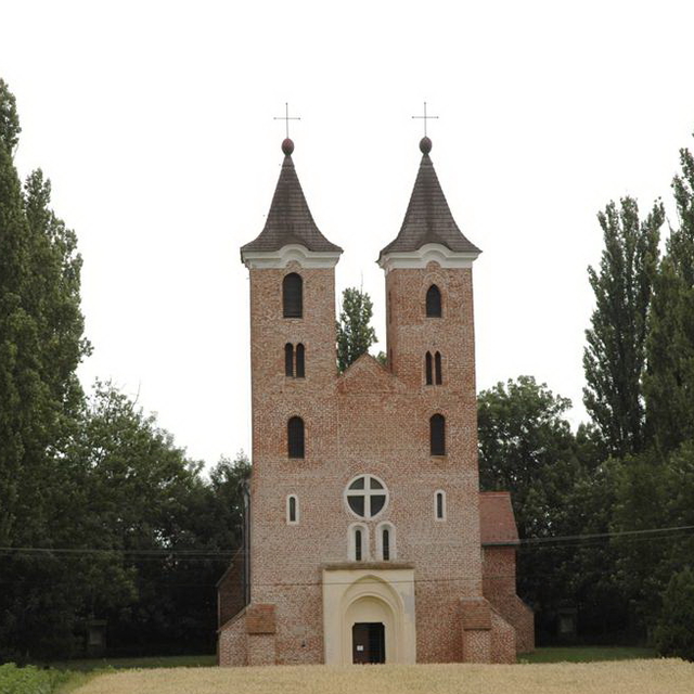 Árpád-kori templom - Árpás Dombiföld